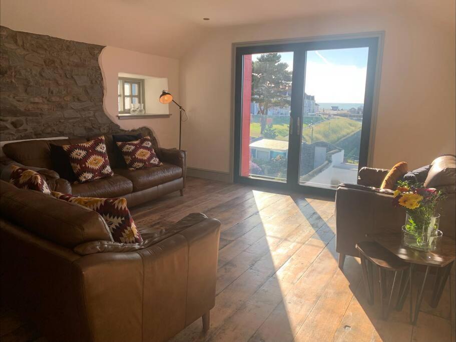 Вілла Aberaeron Island House - Panoramic Harbour Views Екстер'єр фото